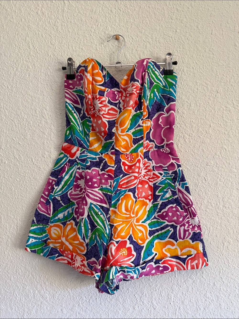Vintage Colorful Floral Strapless Romper - Multicolor